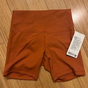 Brand New With Tags Wunder Train Shorts 6”